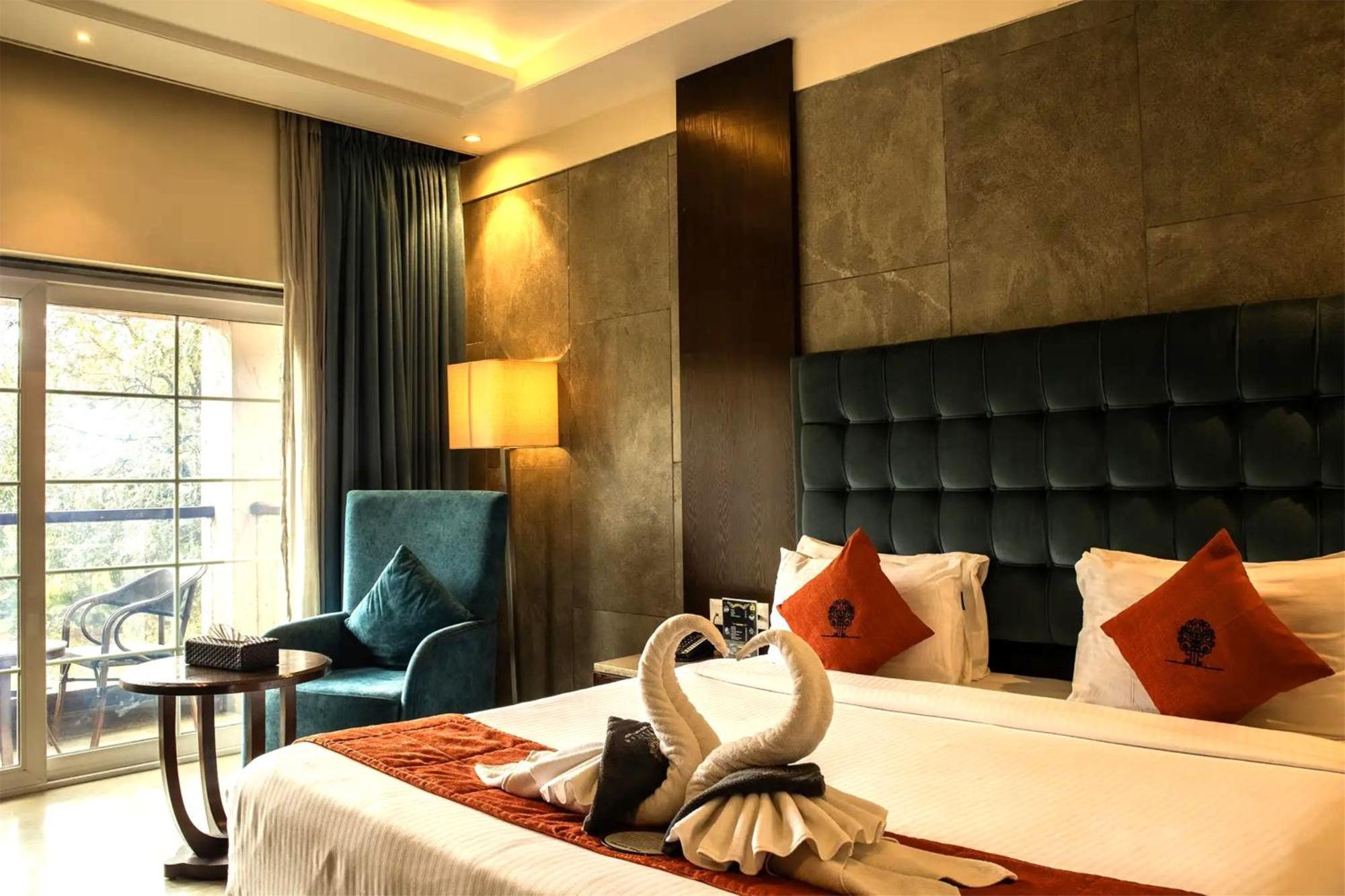 Basilica Resort - Where Luxury Redefines Mahabaleshwar Bagian luar foto